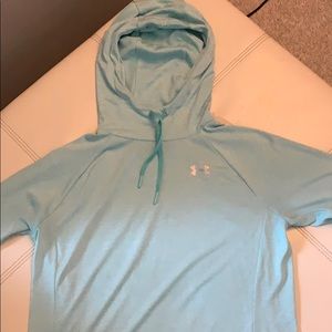 Under Armor loose long sleeve hooded shirt mint